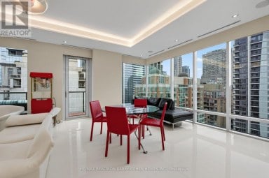 1602 - 80 YORKVILLE AVENUE Toronto (Annex) Ontario photo 12