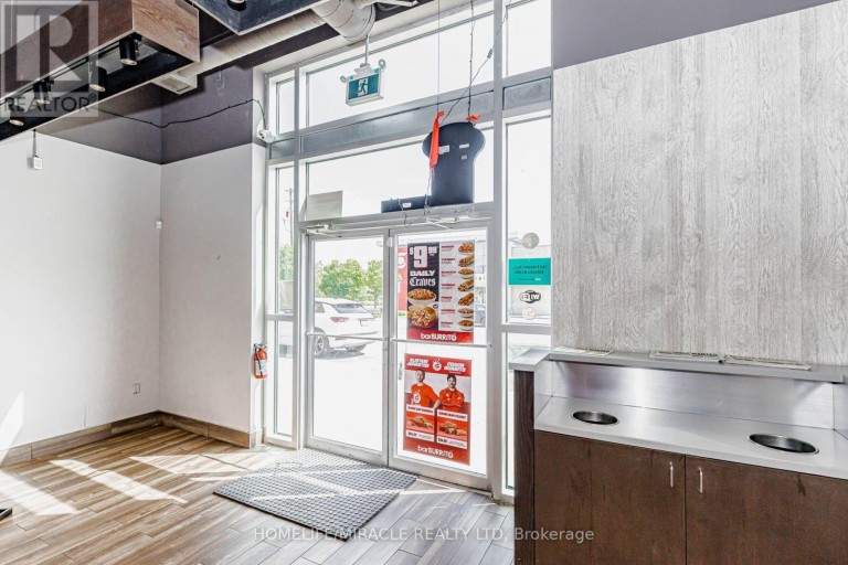 4 - 6015 STEELS AVENUE E, Toronto (Milliken), Ontario, M1V5P7