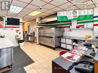 113 BYRON STREET S Whitby (Downtown Whitby) Ontario photo 2