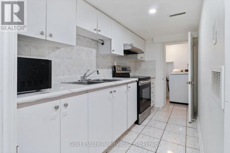 6653 OPERA GLASS CRESCENT, Mississauga (Meadowvale Village), Ontario, L5W1R8