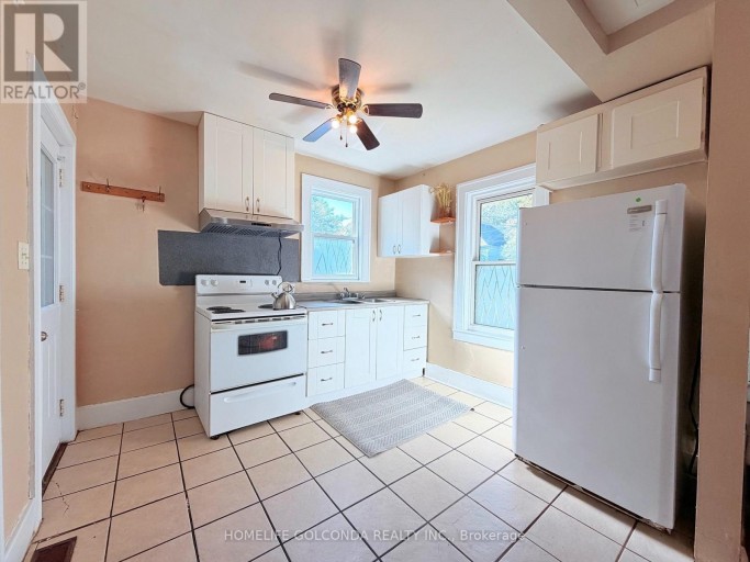 3203 LINWOOD PLACE, Windsor, Ontario, N9C1P9