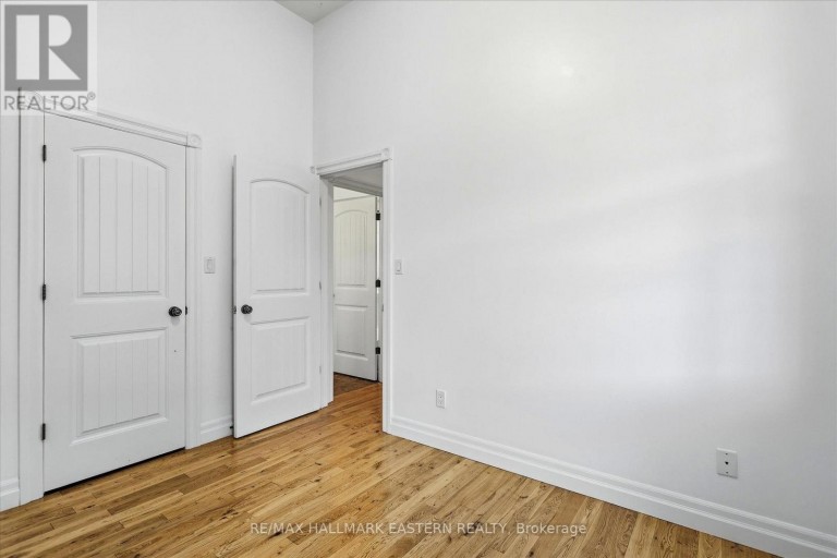 #2 - 760 GEORGE STREET, Peterborough (Northcrest Ward 5), Ontario, K9H3T3
