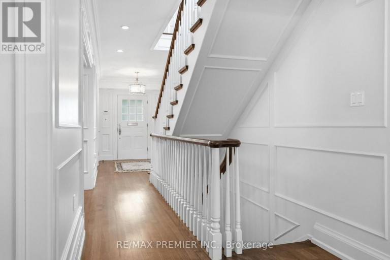 132 THE KINGSWAY, Toronto (Kingsway South), Ontario, M8X2V3