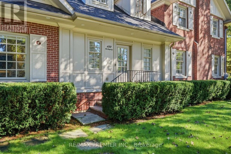 132 THE KINGSWAY, Toronto (Kingsway South), Ontario, M8X2V3