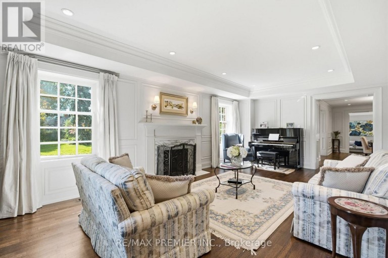 132 THE KINGSWAY, Toronto (Kingsway South), Ontario, M8X2V3