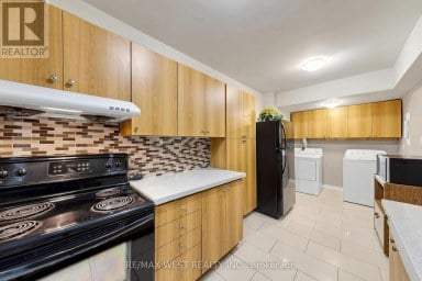 102 - 370 DIXON ROAD Toronto (Kingsview Village-The Westway) Ontario photo 1