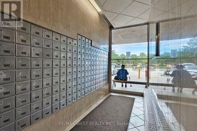 102 - 370 DIXON ROAD Toronto (Kingsview Village-The Westway) Ontario photo 33