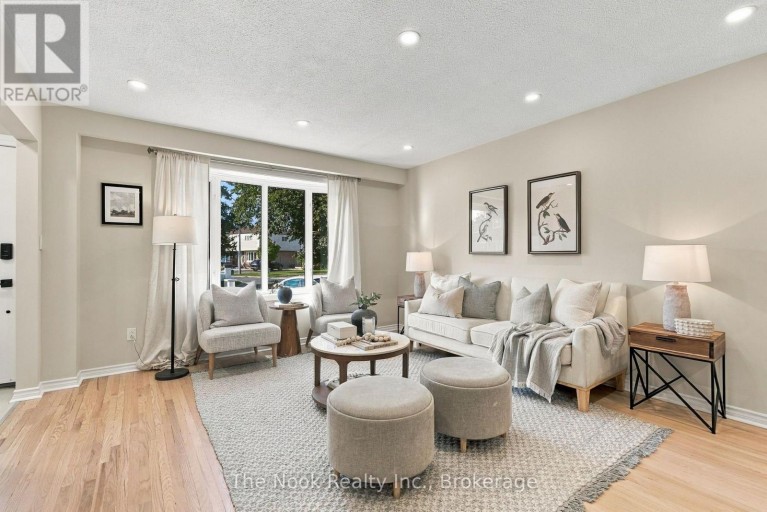456 HARCOURT DRIVE, Oshawa (Donevan), Ontario, L1H6V6