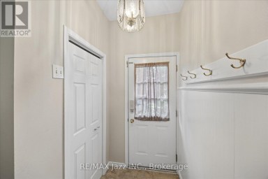 419 MAPLEWOOD DRIVE Oshawa (O'Neill) Ontario photo 3
