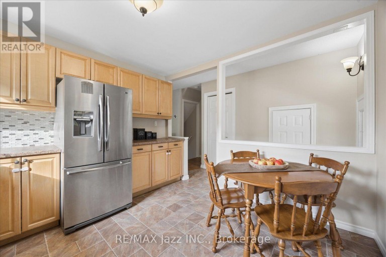 419 MAPLEWOOD DRIVE, Oshawa (O'Neill), Ontario, L1G5R7
