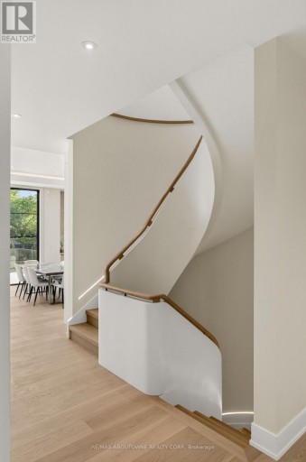 146 THIRD LINE, Oakville (BR Bronte), Ontario, L6L3Z8