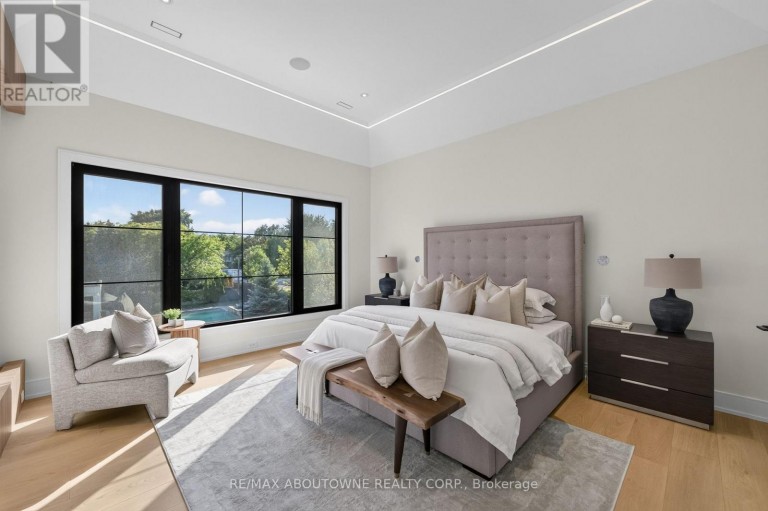 146 THIRD LINE, Oakville (BR Bronte), Ontario, L6L3Z8