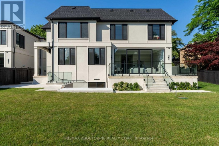 146 THIRD LINE, Oakville (BR Bronte), Ontario, L6L3Z8