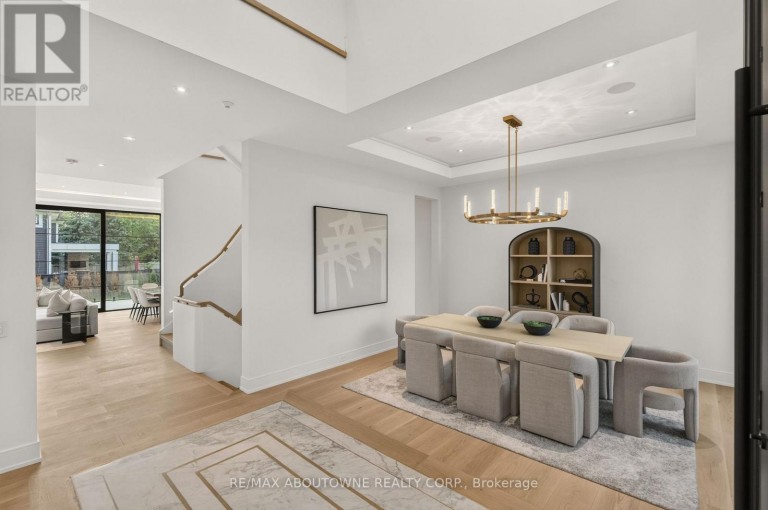 146 THIRD LINE, Oakville (BR Bronte), Ontario, L6L3Z8