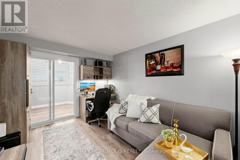 207 - 1111 BOUGH BEECHES BOULEVARD, Mississauga (Rathwood), Ontario, L4W4N1