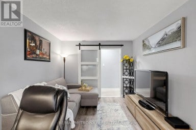207 - 1111 BOUGH BEECHES BOULEVARD Mississauga (Rathwood) Ontario photo 31