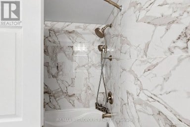 207 - 1111 BOUGH BEECHES BOULEVARD Mississauga (Rathwood) Ontario photo 34