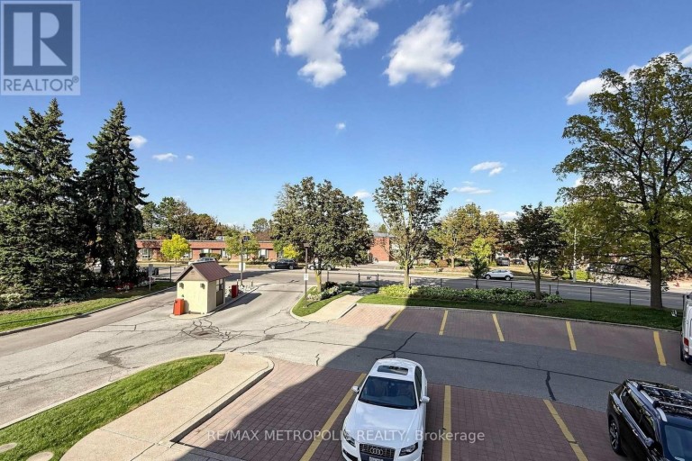 207 - 1111 BOUGH BEECHES BOULEVARD, Mississauga (Rathwood), Ontario, L4W4N1