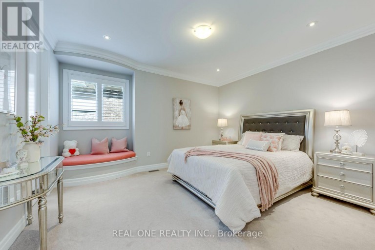 3181 SUNFLOWER DRIVE, Oakville (GO Glenorchy), Ontario, L6M4M2