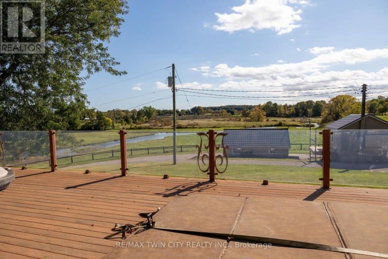 2173 COCKSHUTT ROAD, Norfolk (Waterford), Ontario, N0E1Y0