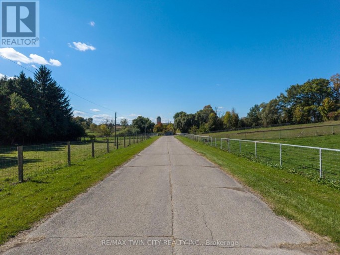 2173 COCKSHUTT ROAD, Norfolk (Waterford), Ontario, N0E1Y0