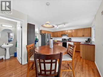 421 Martindale Drive NE Calgary Alberta photo 22