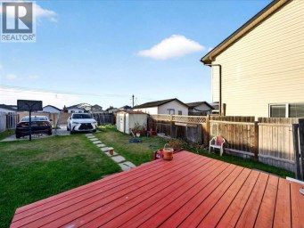421 Martindale Drive NE Calgary Alberta photo 25