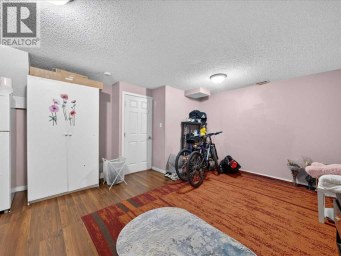 421 Martindale Drive NE Calgary Alberta photo 41