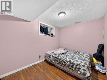 421 Martindale Drive NE Calgary Alberta photo 44