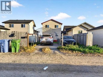 421 Martindale Drive NE Calgary Alberta photo 46