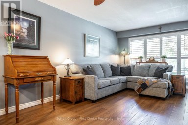 97 GRAHAM CRESCENT Stratford Ontario photo 10