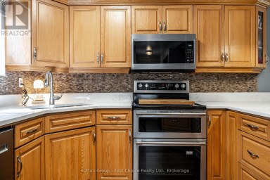 97 GRAHAM CRESCENT Stratford Ontario photo 11