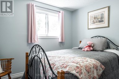 97 GRAHAM CRESCENT Stratford Ontario photo 18