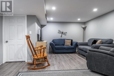 97 GRAHAM CRESCENT Stratford Ontario photo 23