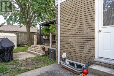 97 GRAHAM CRESCENT Stratford Ontario photo 27