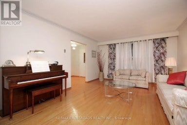 57 KIMBERDALE CRESCENT Toronto (L'Amoreaux) Ontario photo 5
