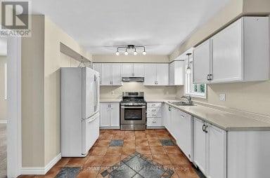 87 MCVEIGH DRIVE Barrie (Northwest) Ontario photo 7