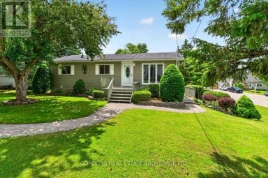 450 CHARLES STREET N Gananoque Ontario photo 1