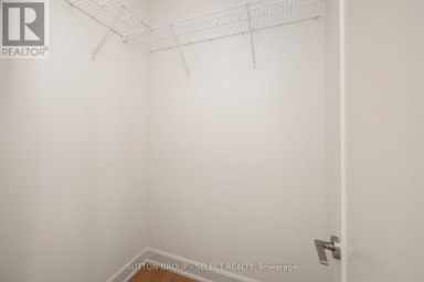 4401 GREEN BEND London South (South V) Ontario photo 19