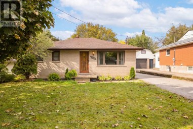 166 VICTORIA ROAD N Guelph (St. George's) Ontario photo 1