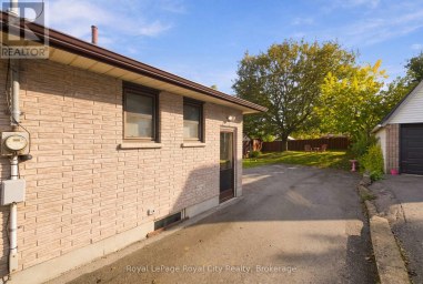 166 VICTORIA ROAD N Guelph (St. George's) Ontario photo 28
