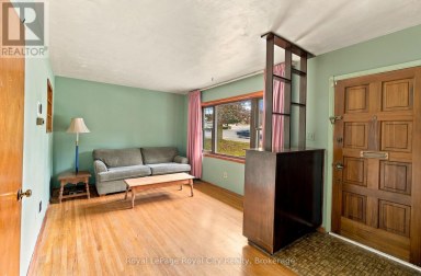 166 VICTORIA ROAD N Guelph (St. George's) Ontario photo 8
