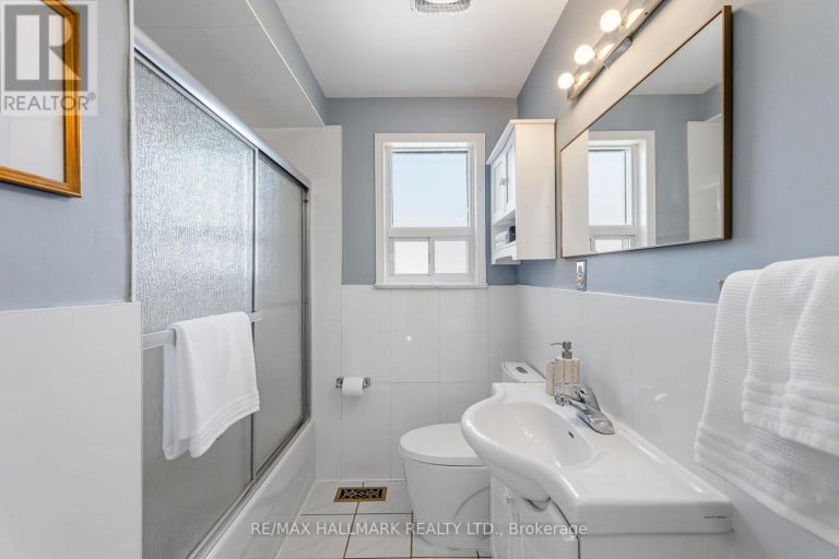 3 ARMADA COURT, Toronto (Woburn), Ontario, M1G1W9
