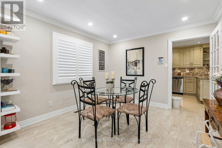 263 CHAMBERS CRESCENT, Newmarket (Armitage), Ontario, L3X1T1