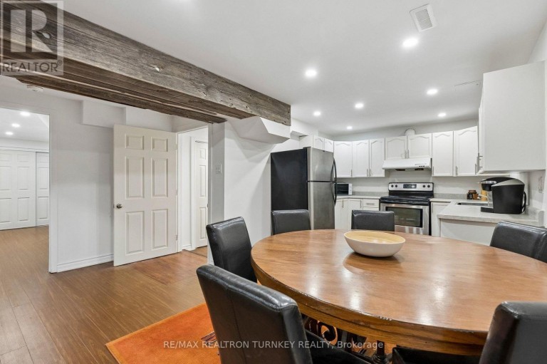 263 CHAMBERS CRESCENT, Newmarket (Armitage), Ontario, L3X1T1