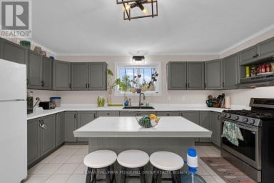 4261 HURONIA ROAD Severn Ontario photo 3