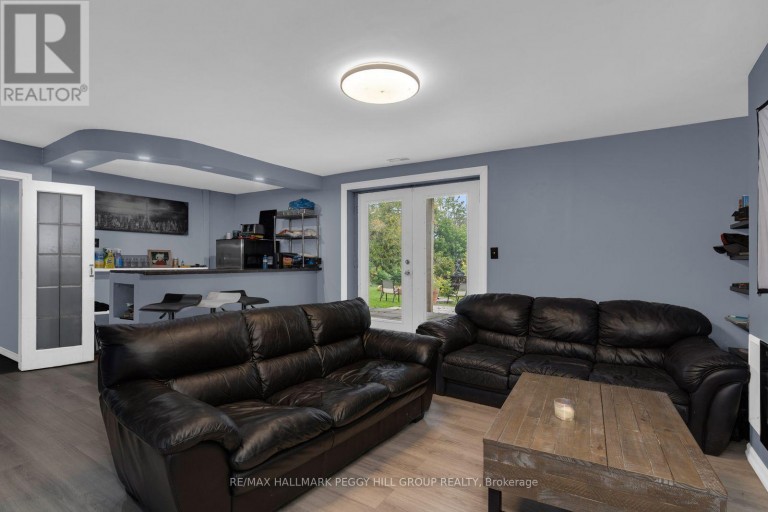 4261 HURONIA ROAD, Severn, Ontario, L3V0G6