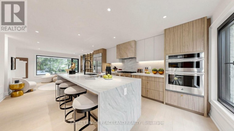 292 STILL'S LANE, Oakville (FD Ford), Ontario, L6J5Y5