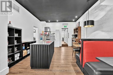 202-204-206 HURONTARIO STREET Collingwood Ontario photo 22