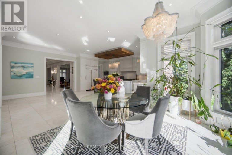 154 BURBANK DRIVE, Toronto (Bayview Village), Ontario, M2K1P1